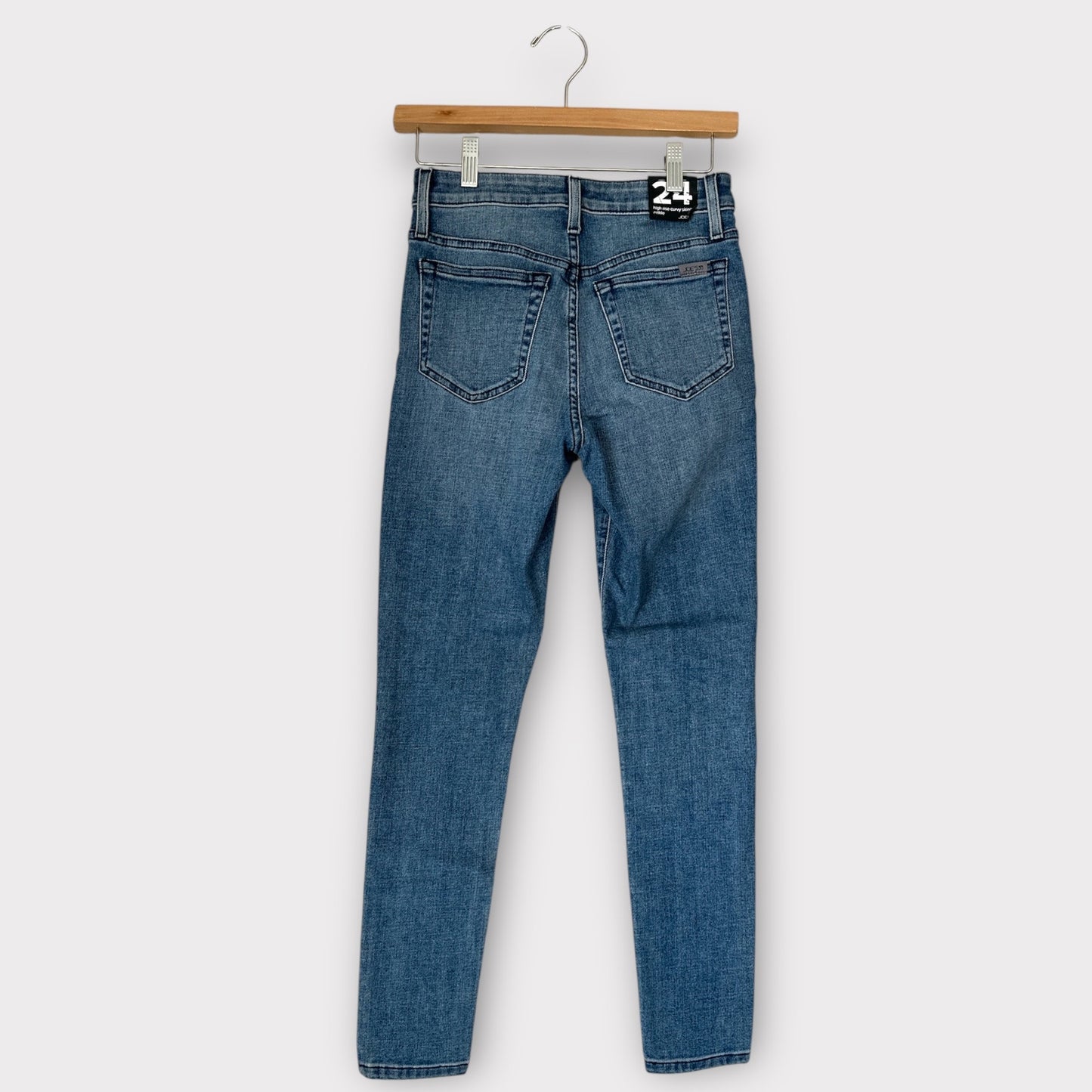 NWT Joe's Jeans High Rise Curvy Skinny Ankle Neressa 24