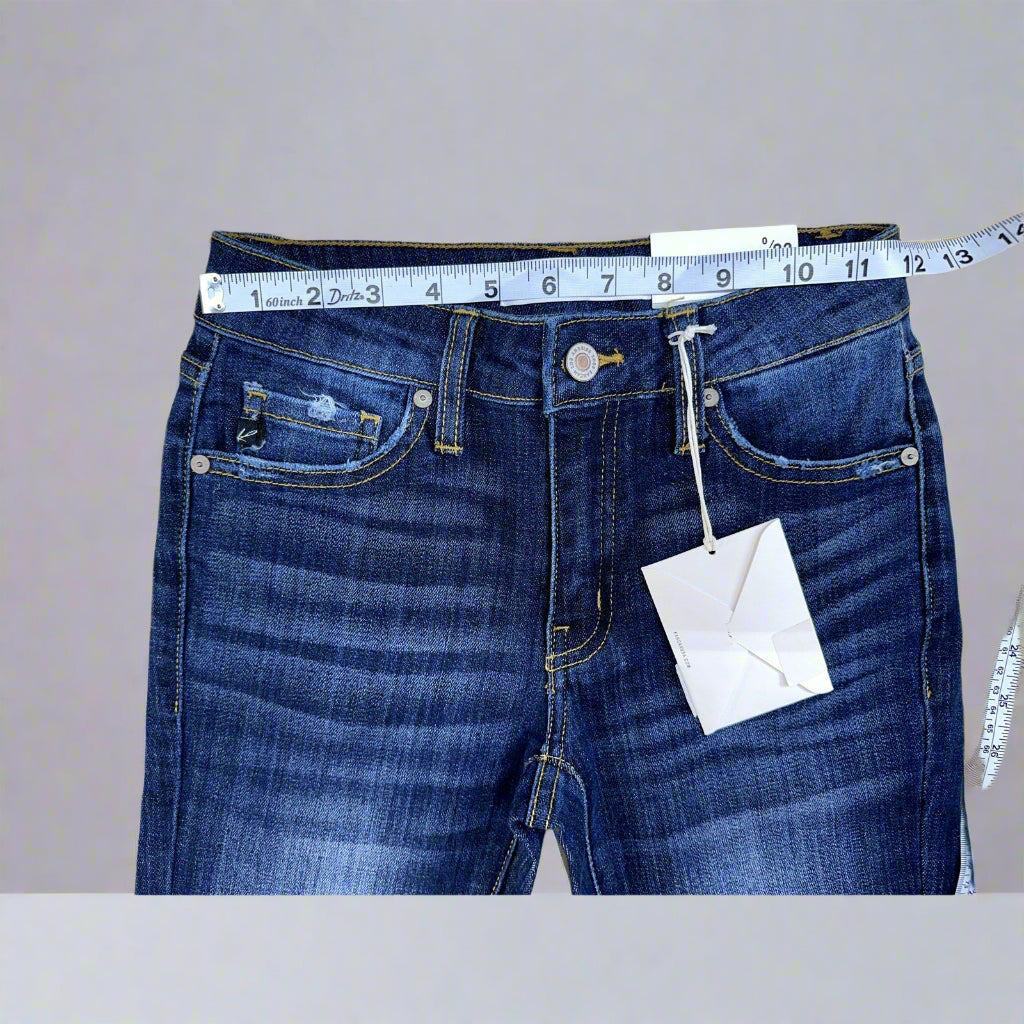NWT KanCan Mid Rise Super Skinny - 23