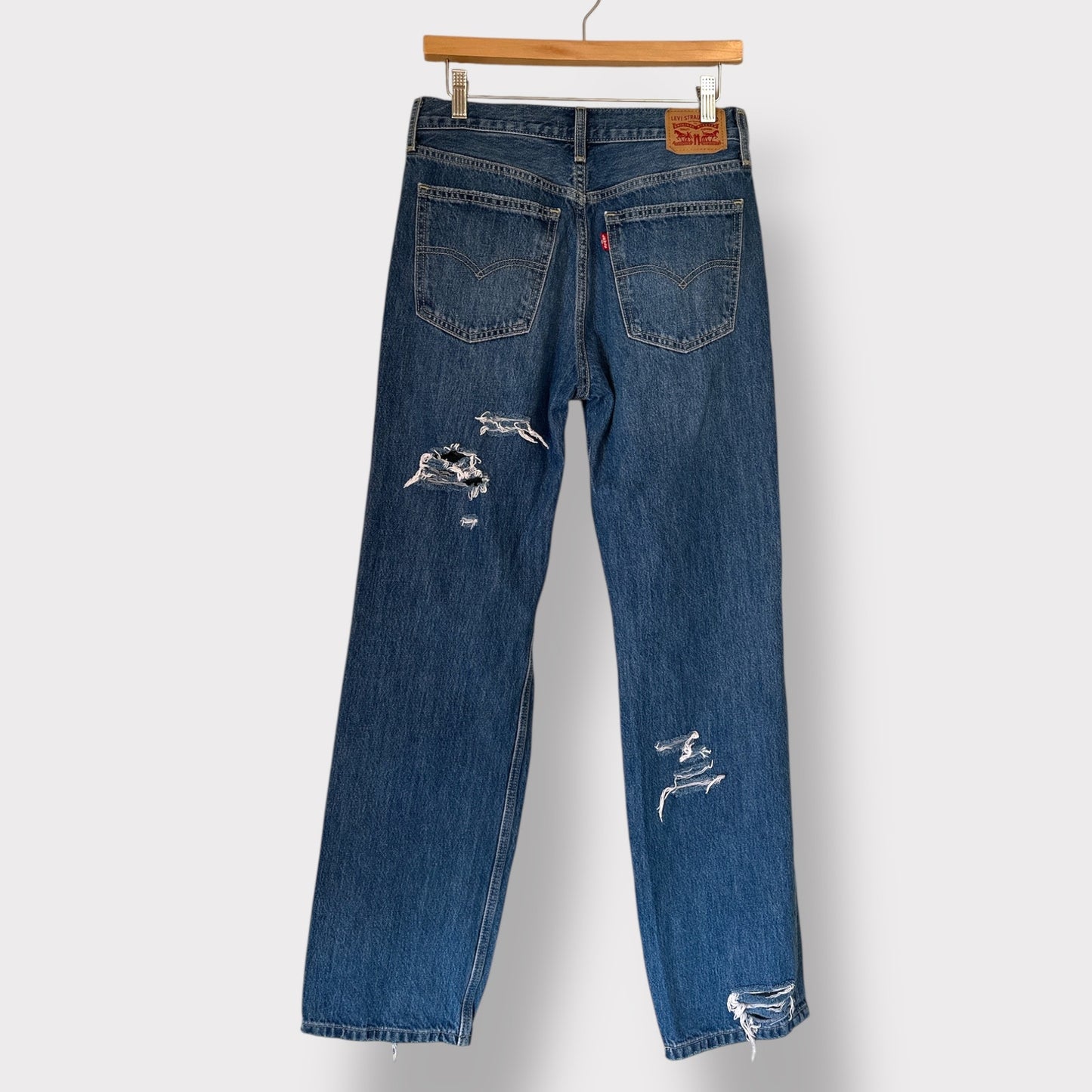 Levis Low Pro Straight Distressed 27